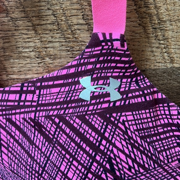 Under Armour Sports Bra - Picture 2 of 4
